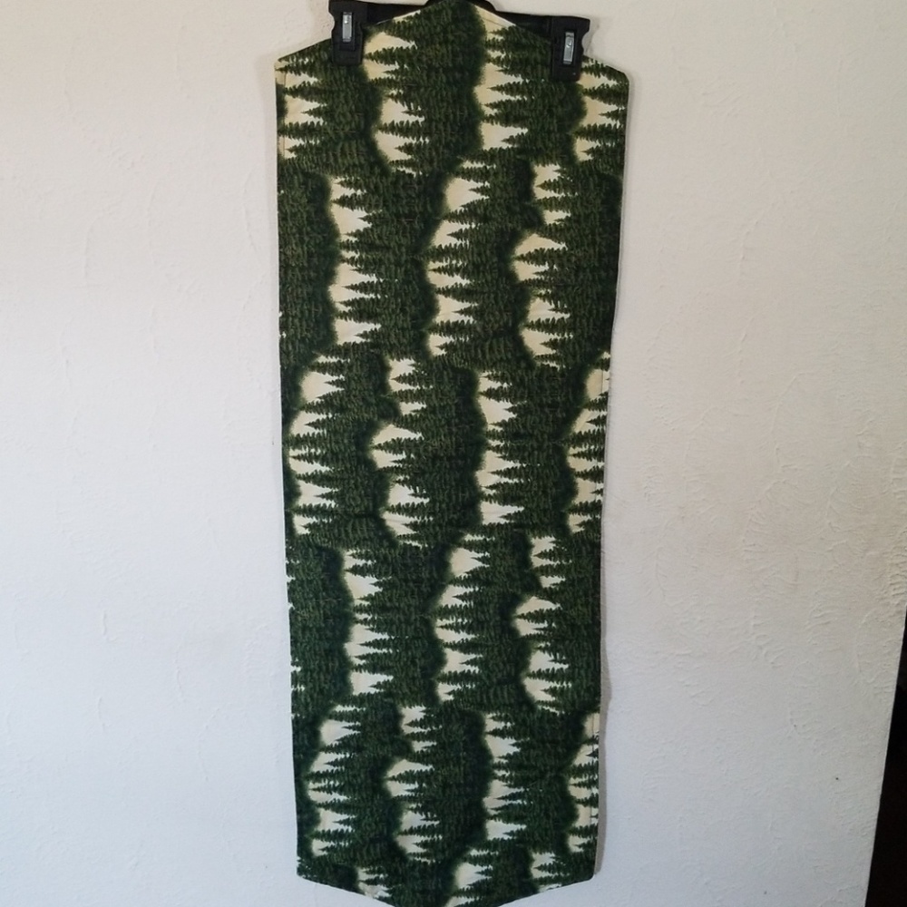 Table center cloth